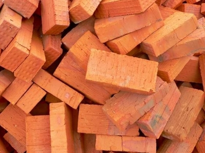 Материалы для утепления деревянного дома: вспененный полиэтилен, напыляемый пенополиуретан
